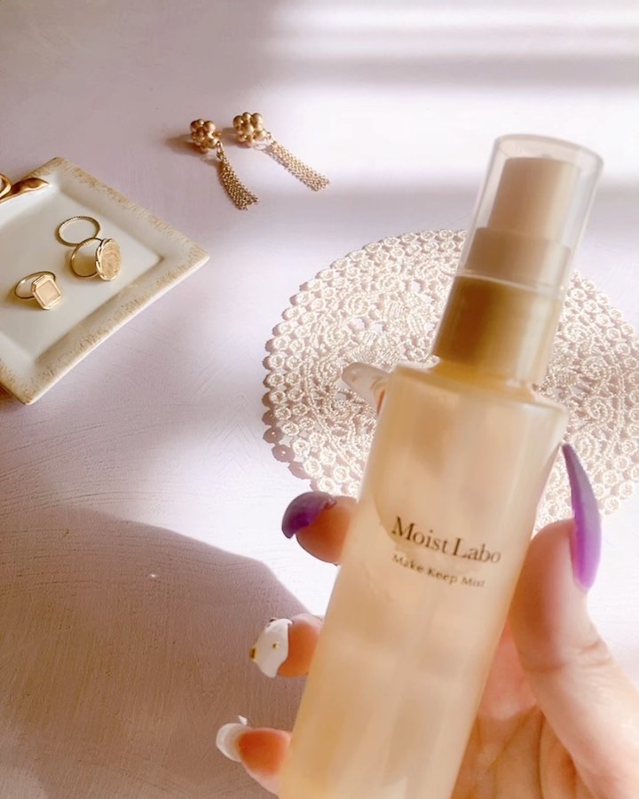 モイストラボ メイクキープミスト＜ツヤタイプ＞/Moist Labo/ミスト状化粧水を使ったクチコミ（2枚目）