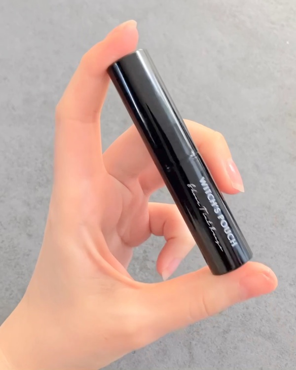 シアーティントルージュ/Witch's Pouch/リップティントの動画クチコミ1つ目