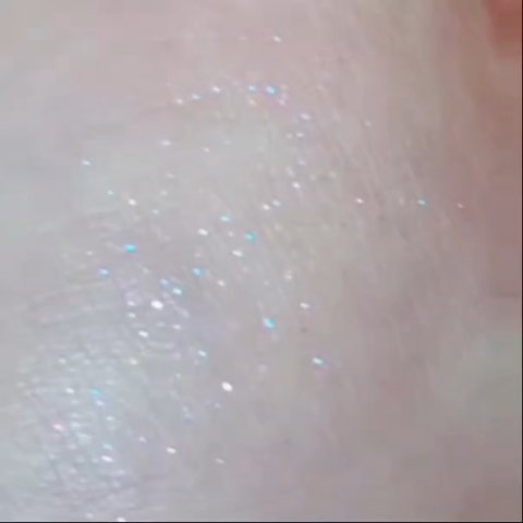 ハイパーホロビーム アイグリッター/BANILA CO/グリッターの動画クチコミ1つ目