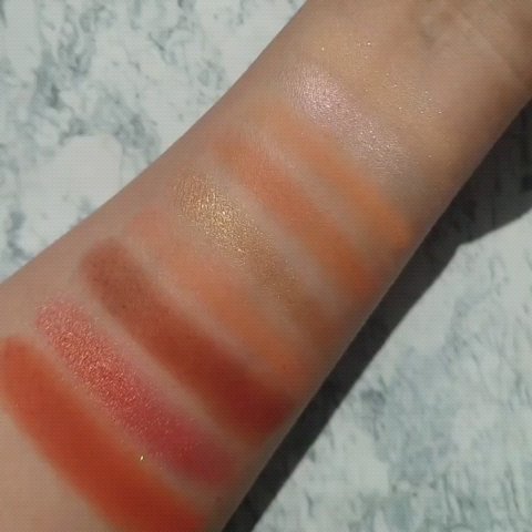 PEACH Out/ColourPop/アイシャドウパレットの動画クチコミ4つ目