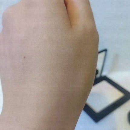 ライトリフレクティング プリズマティックパウダー/NARS/プレストパウダーを使ったクチコミ(7枚目)