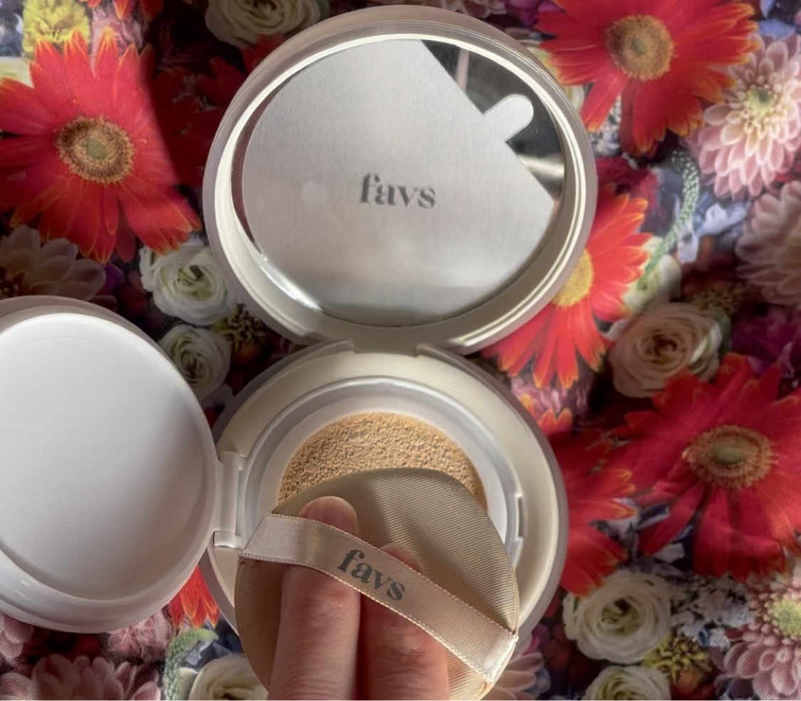 カーミンググロウアップクッションファンデーション/favs/リキッドファンデーションの動画クチコミ1つ目