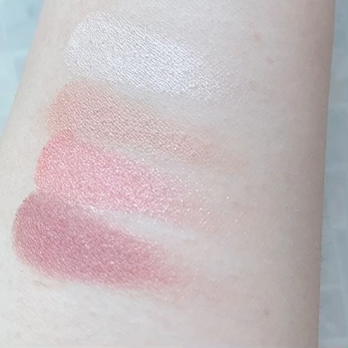 ワンダー エバー アイシャドウ/リンメル ロンドン/アイシャドウパレットを使ったクチコミ（3枚目）