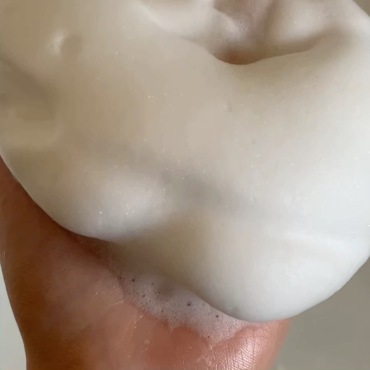 エッセンシャル プレミアム うるおいバリアシャンプー/コンディショナー グロウ＆モイスト/エッセンシャル/市販シャンプーを使ったクチコミ（3枚目）