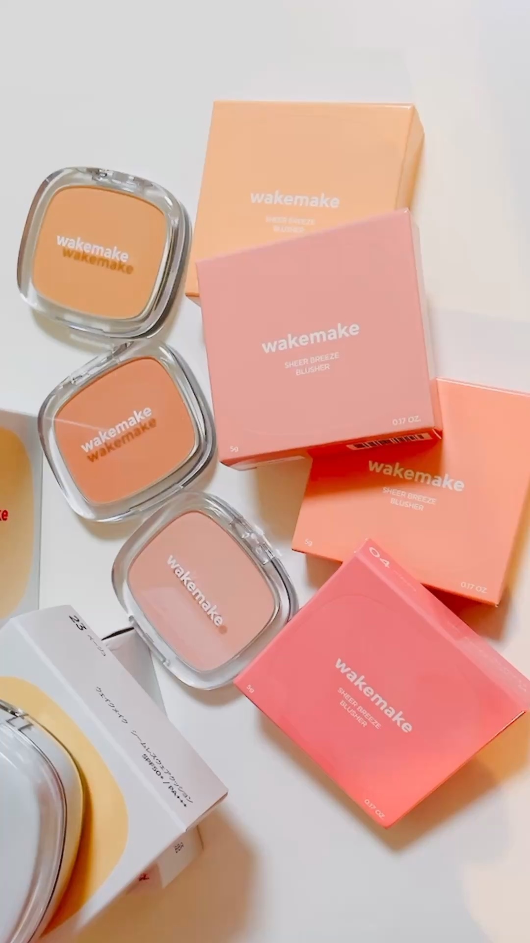 シームレスウェアクッション/wakemake/クッションファンデーションの人気ショート動画