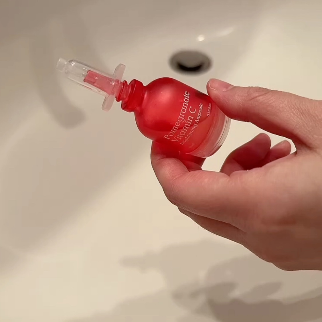 ザクロビタミンC美白アンプル/NATURAL DERMA PROJECT/美容液の動画クチコミ5つ目