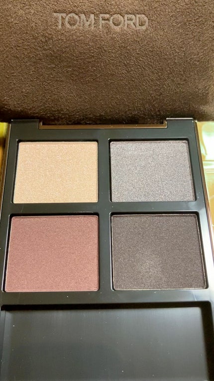 アイ カラー クォード/TOM FORD BEAUTY/アイシャドウパレットの人気ショート動画