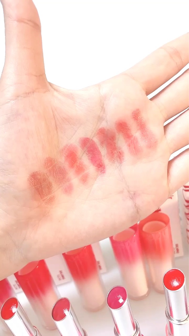 ノーウェアリップスティック バーミンググロー/espoir/口紅の動画クチコミ4つ目