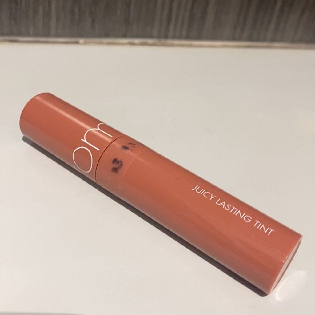 ジューシーラスティングティント/rom&nd/リップティントの動画クチコミ5つ目