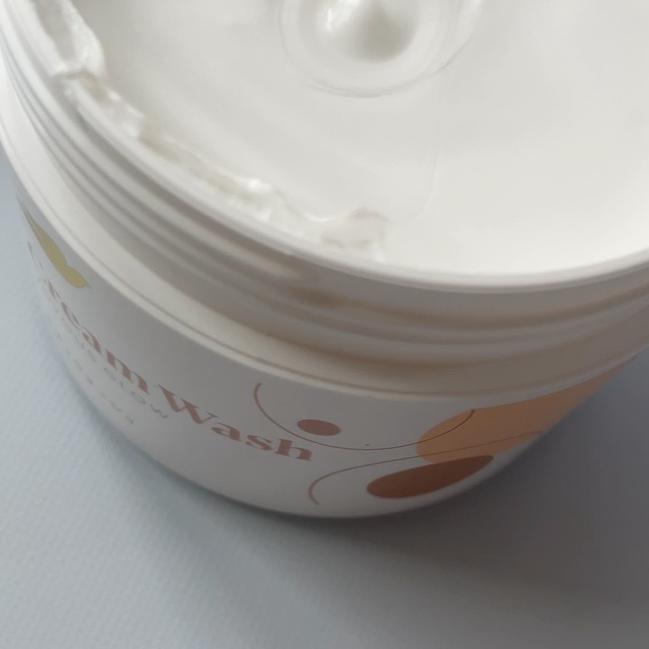 ダヴ クリームボディウォッシュ コンフォートモイスチャー/ダヴ/ボディソープを使ったクチコミ（2枚目）