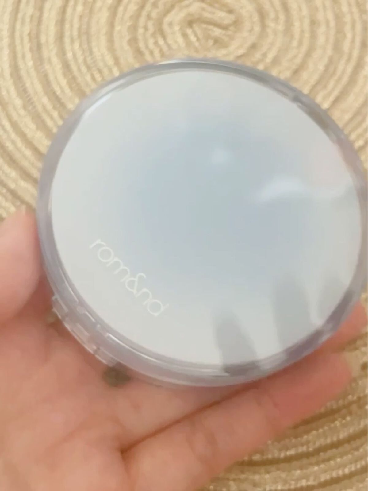 ベアウォータークッション/rom&nd/クッションファンデーションを使ったクチコミ（2枚目）