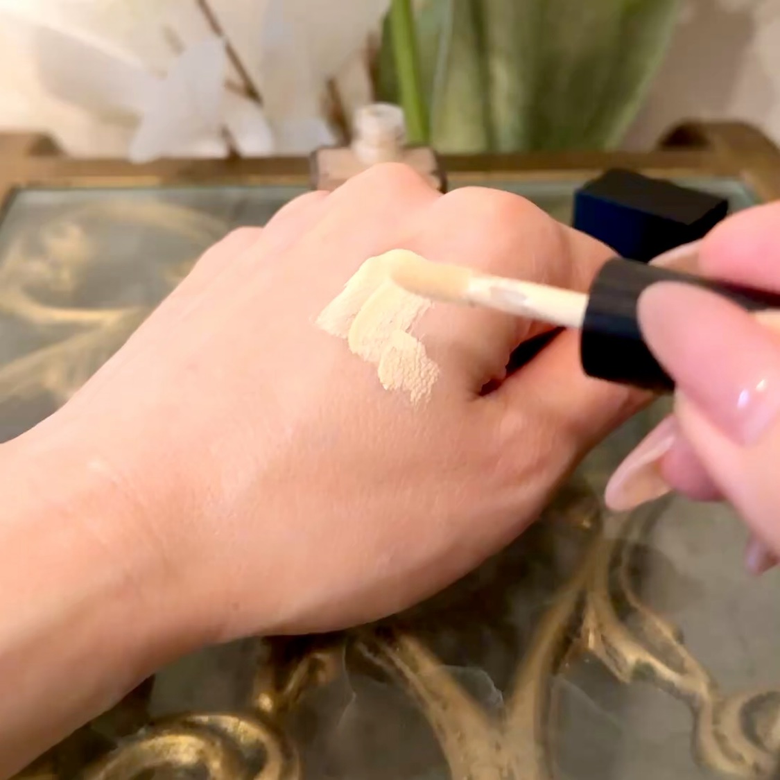 Funny Elves mini set A/FUNNY ELVES方里/メイクアップキットの動画クチコミ1つ目