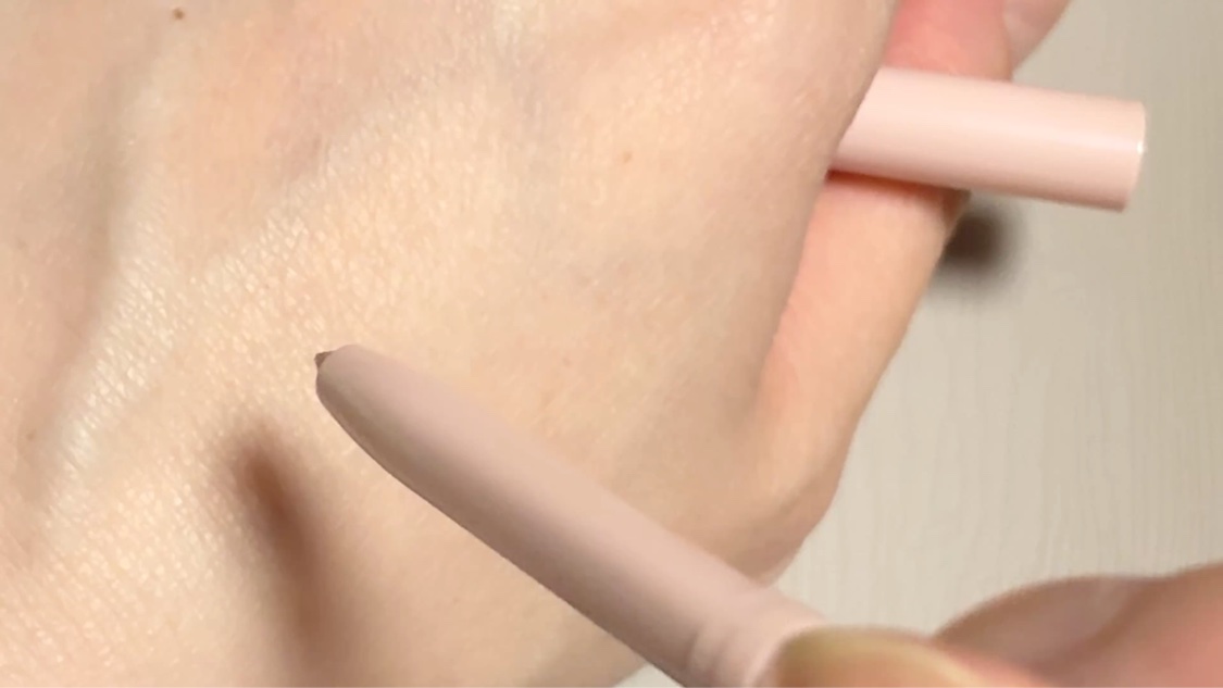 ＫＭ　ジェルアイライナー/DAISO/ジェルアイライナーを使ったクチコミ（2枚目）