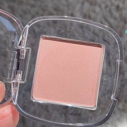 シングルアイシャドウ/hince/単色アイシャドウの人気ショート動画