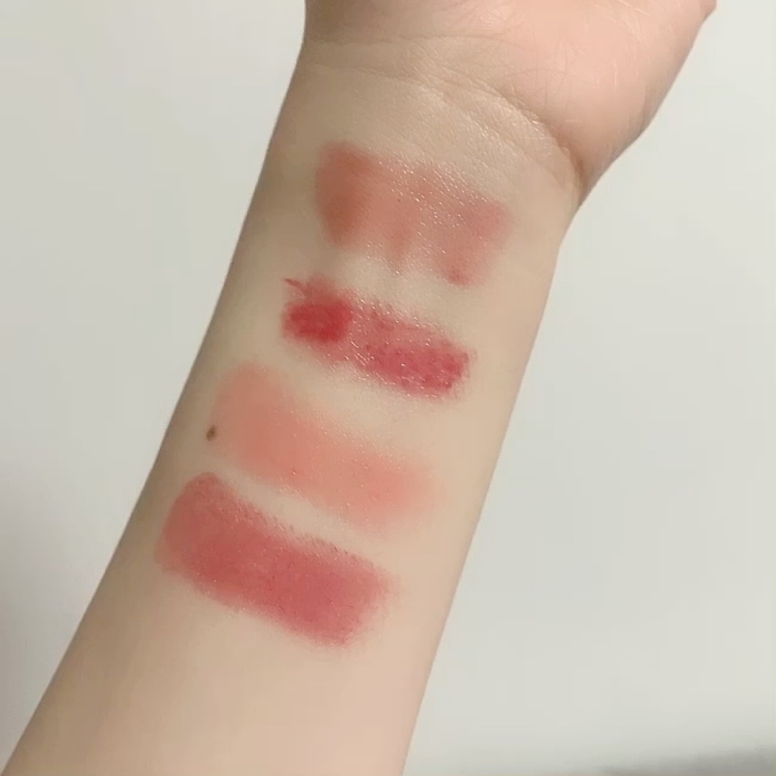 ボンディンググロウリップスティック/Laka/口紅を使ったクチコミ（3枚目）