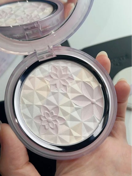 04 twilight bloom AQ オーラリフレクター コスメデコルテ AQ オーラ リフレクター 04 twilight bloom / DECORTÉ(コスメ
