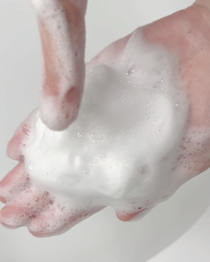 クリームクレンジングフォーム/Real Barrier/洗顔フォームの動画クチコミ4つ目