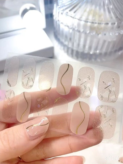 リアルジェルネイルシール/BEAUTY AVENUE/ネイルシールの人気ショート動画