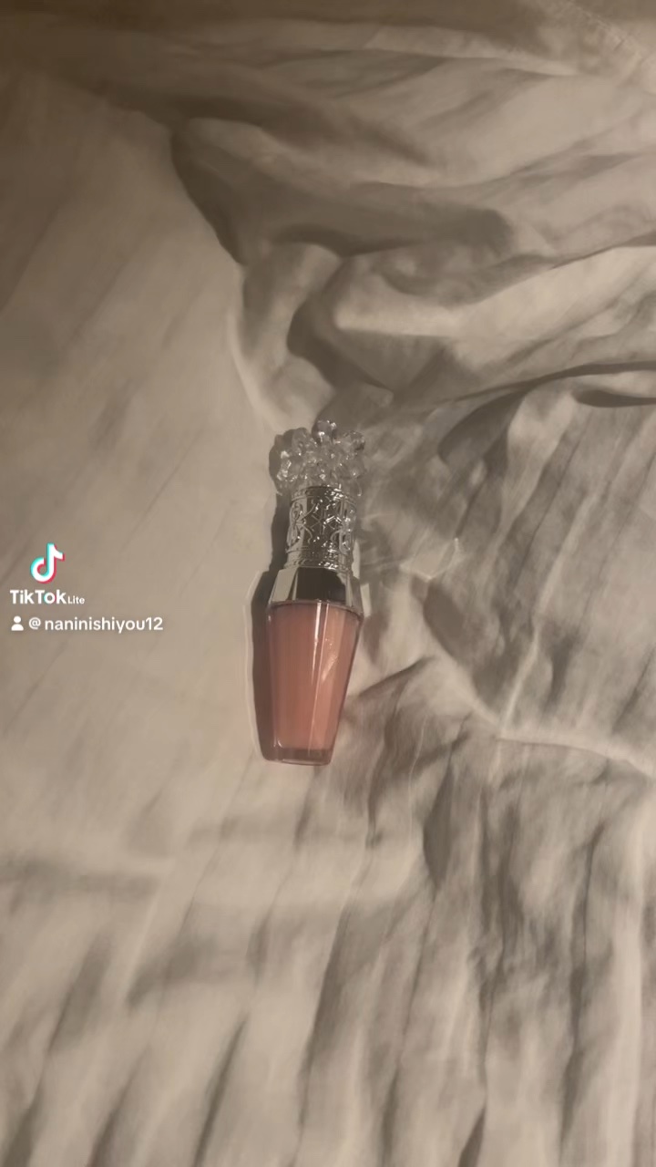 ジルスチュアート　クリスタルブルーム　リップブーケ セラム/JILL STUART/リッププランパーを使ったクチコミ（1枚目）