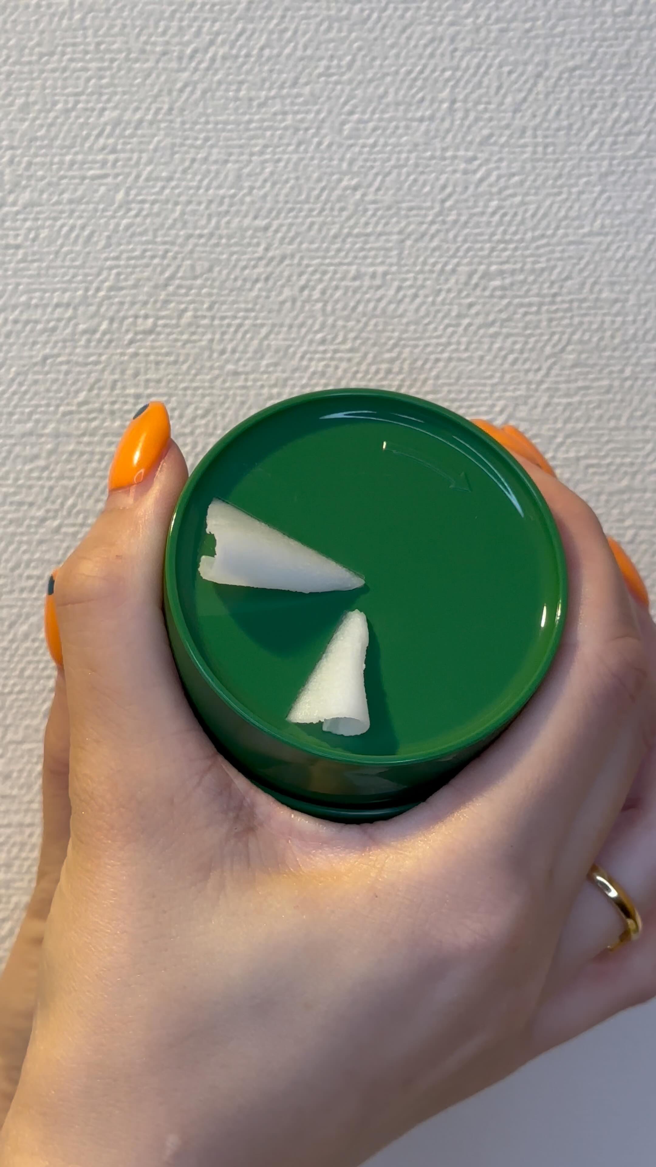 .
.
削って使うシャーベットクレンジングバームと
救世主クリーム💚🤍

@dr.althea_japan_official 

・クレンジングバーム
・345リリーフクリーム

クレンジングバームは
削って使うシャーベット状で
新感覚