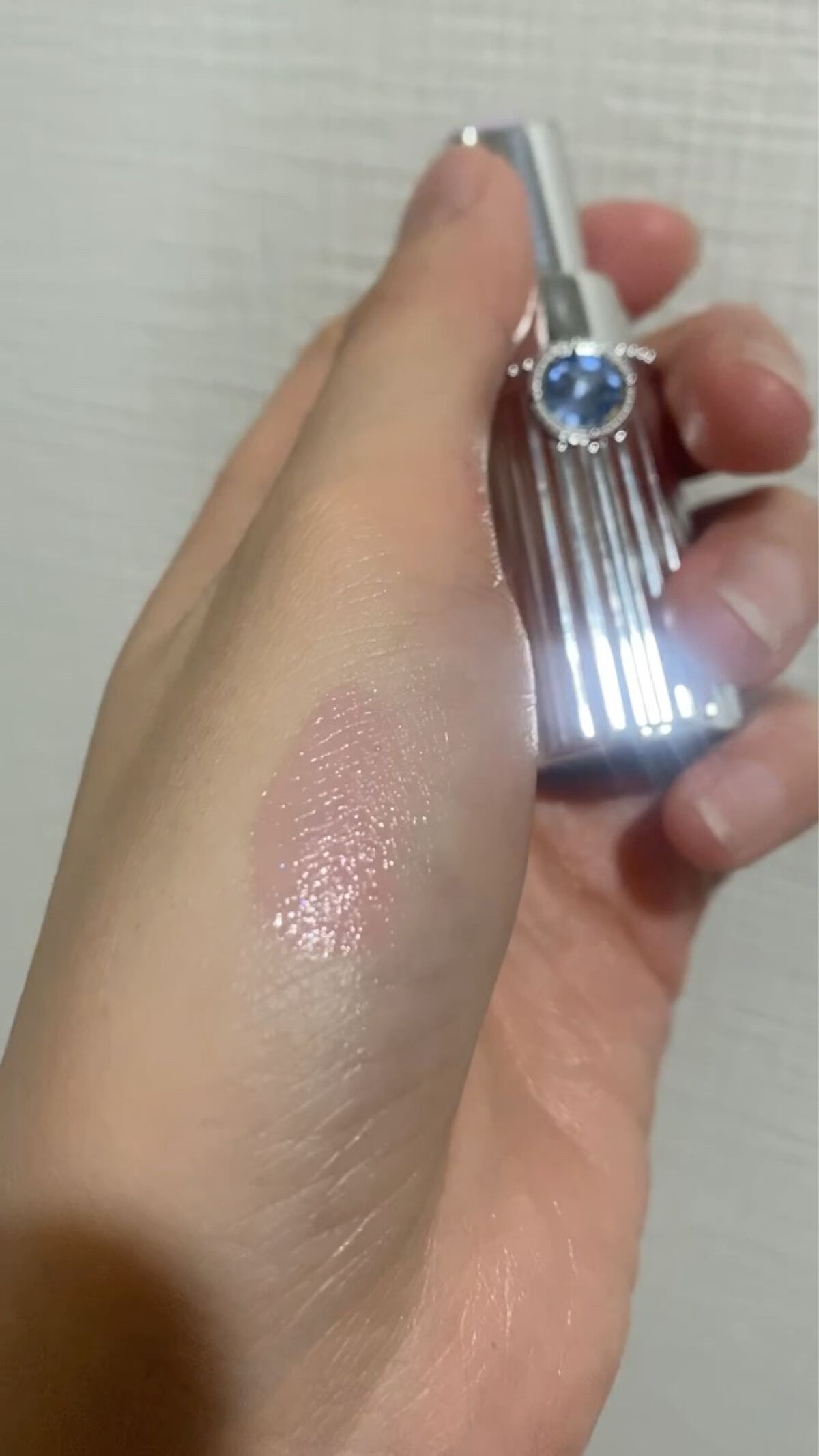 サムシングピュアブルー セント　マイリップス/JILL STUART/口紅の動画クチコミ2つ目