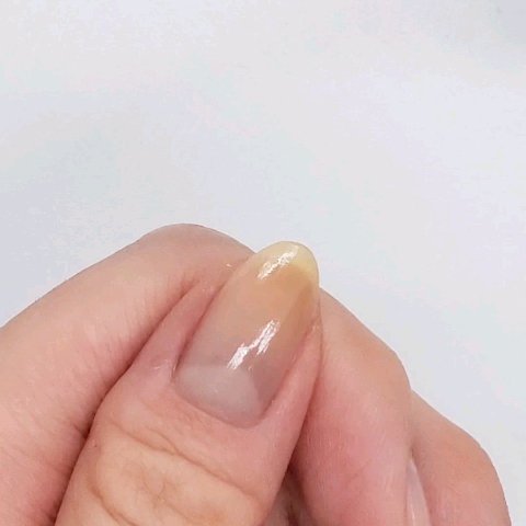 カラフルネイルズ/キャンメイク/マニキュアを使ったクチコミ（2枚目）