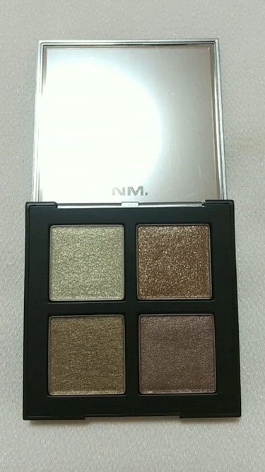 COLORFUL EYE PALETTE/NAMING./パウダーアイシャドウを使ったクチコミ（1枚目）