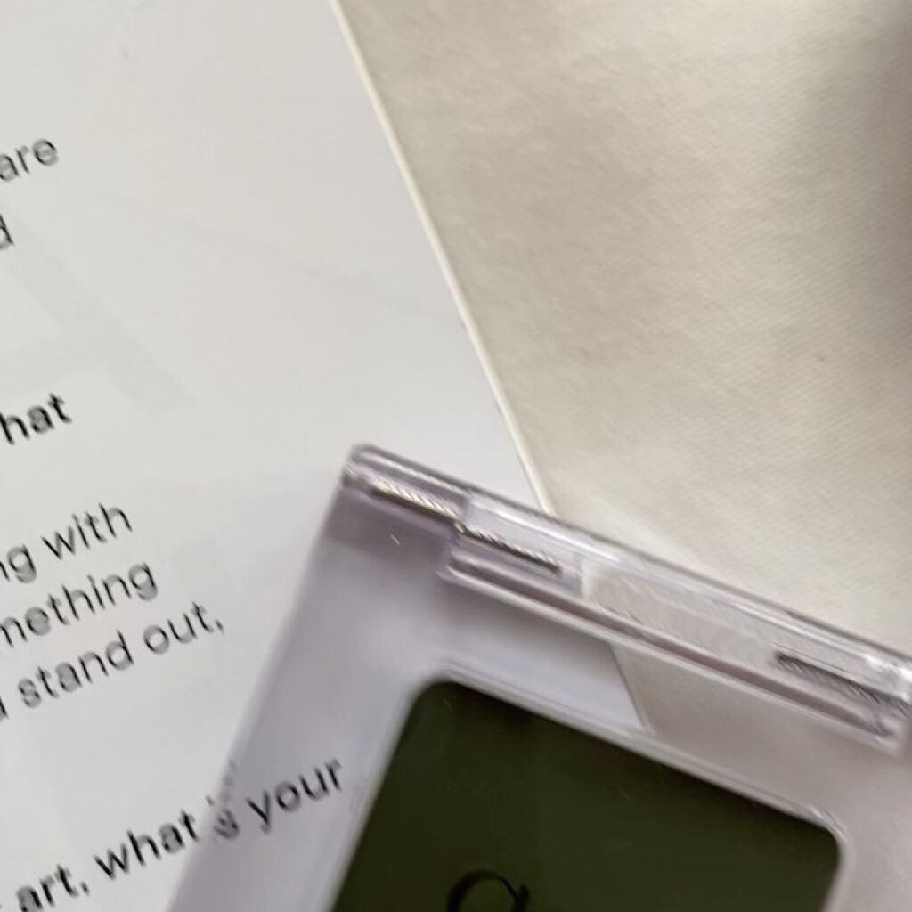 マルチカラーバリエーション バーム/チャコット・コスメティクス/単色アイシャドウの動画クチコミ2つ目