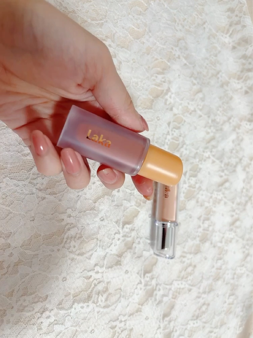 ボンディンググロウリップスティック/Laka/口紅を使ったクチコミ（3枚目）