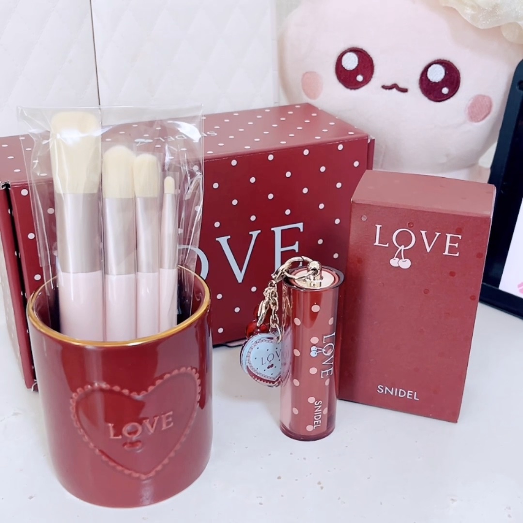 SNIDEL ルージュ クチュール キット/SNIDEL BEAUTY/メイクアップキットの人気ショート動画