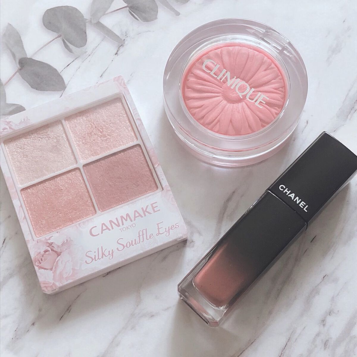 ルージュ アリュール ラック/CHANEL/口紅の人気ショート動画