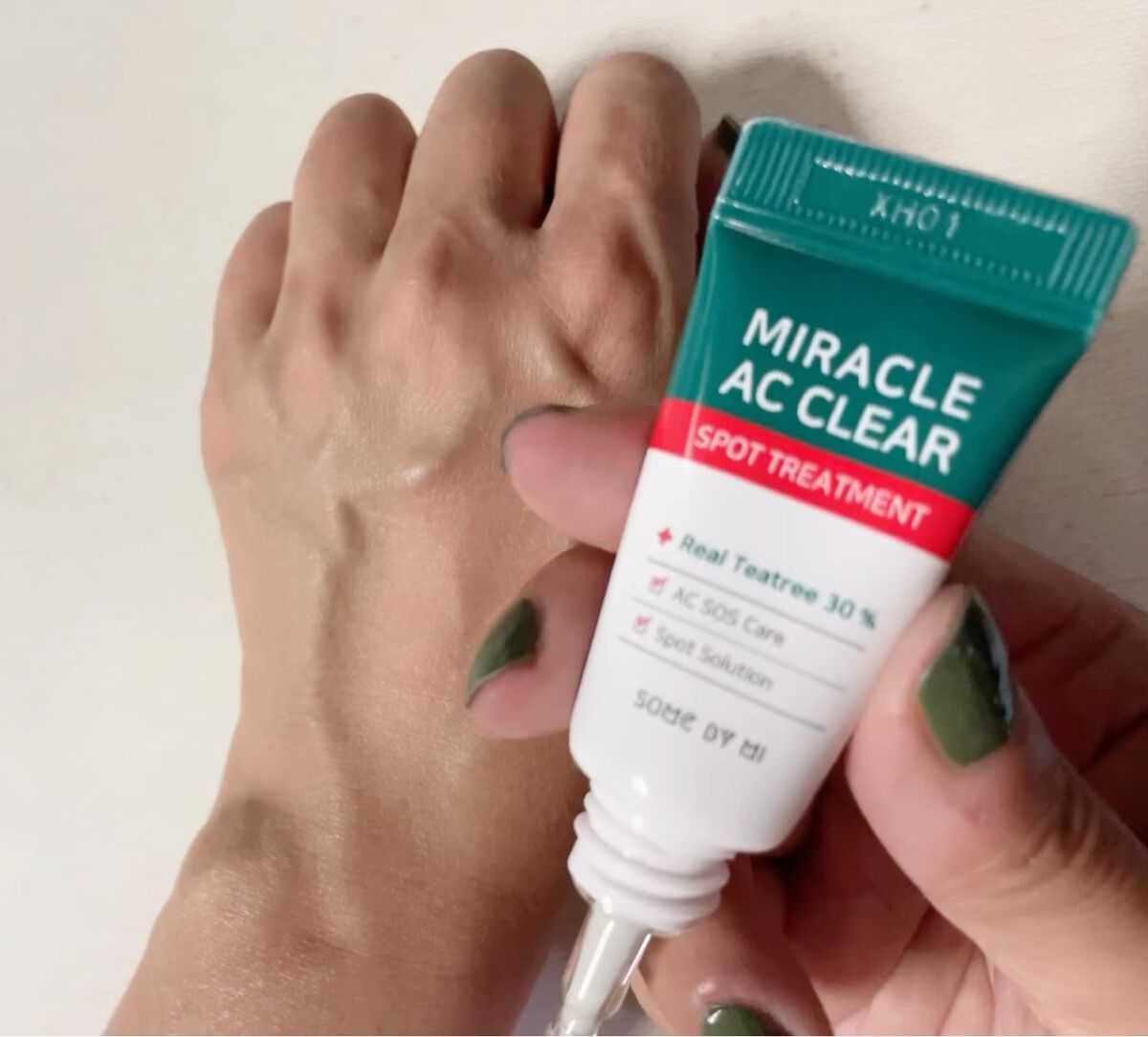 ミラクルアクネクリアスポットトリートメント/SOME BY MI/美容液を使ったクチコミ（2枚目）