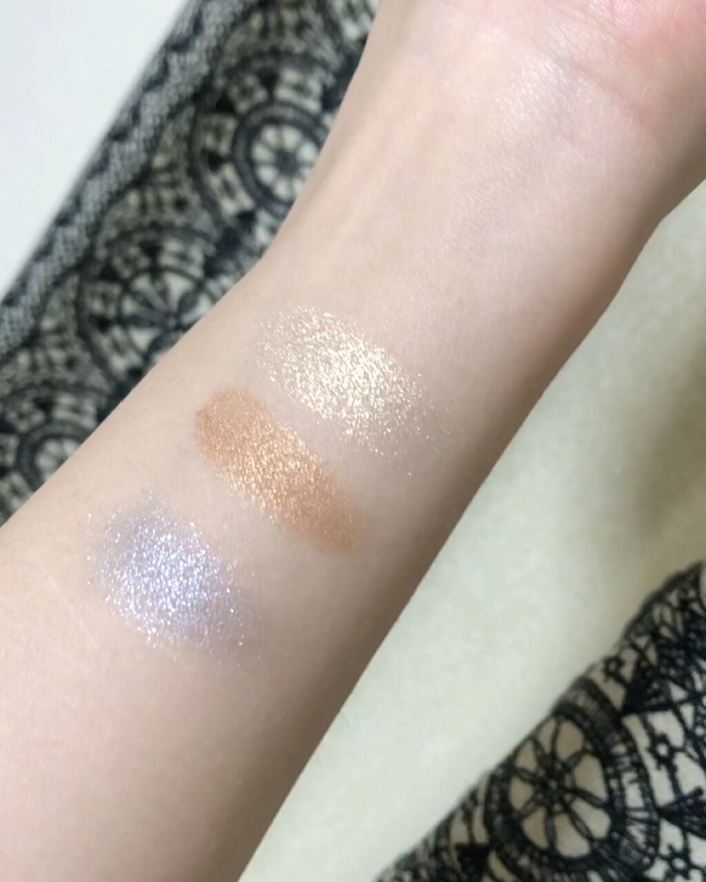 スリーサムデザイニングアイカラー/& WOLF/アイシャドウパレットを使ったクチコミ（2枚目）