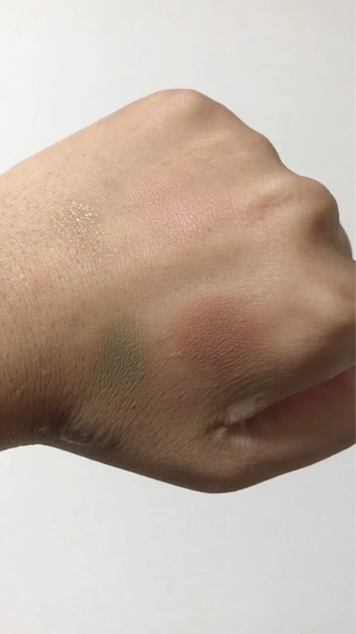 4色アイシャドウパレット/aZTK/アイシャドウパレットの動画クチコミ3つ目