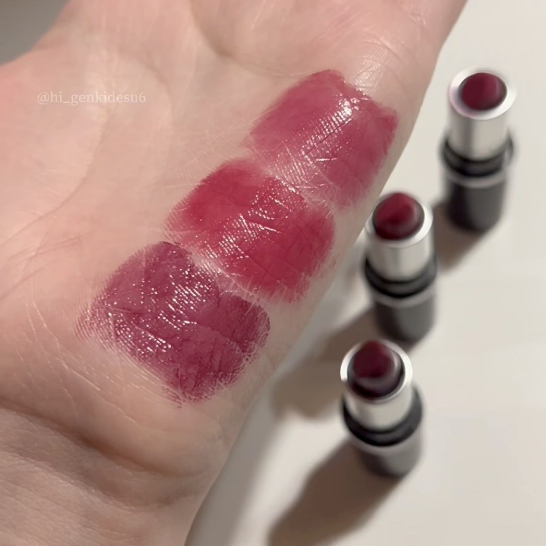 ラスターライト ミニ リップスティック トリオ/M・A・C/メイクアップキットの動画クチコミ2つ目