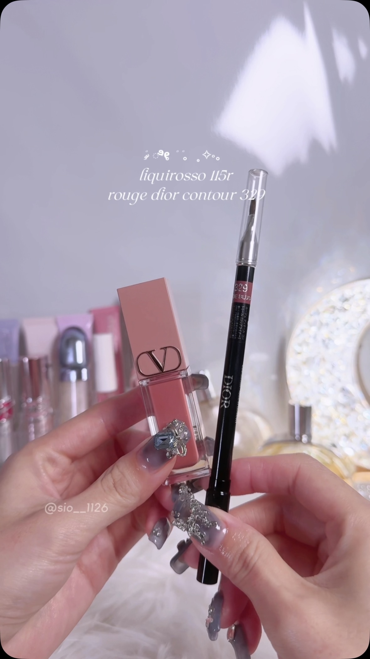 ヴァレンティノ リキロッソ/ヴァレンティノ ビューティ/ジェル・クリームチークの動画クチコミ1つ目