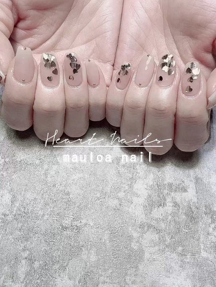 ボルドーフレンチネイルのネイルデザイン