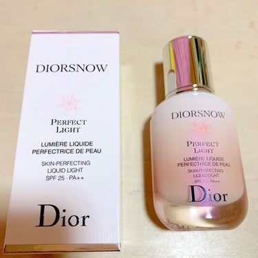 Dior  スノーパーフェクトライト