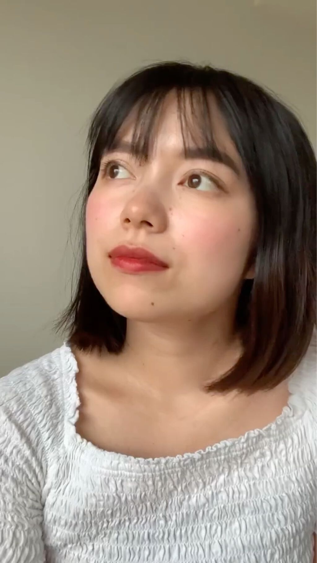 ジョヴァンニ 2chic ダメージ ヘアセラム/giovanni/アウトバストリートメントの動画クチコミ2つ目