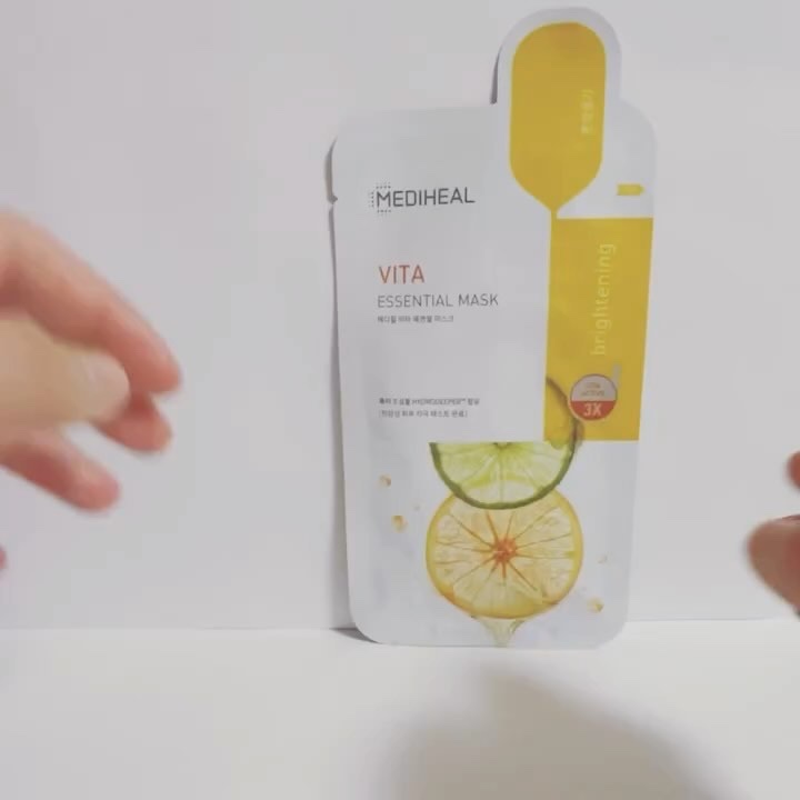 ビタミンＣ エッセンシャルマスククリアトーニング/MEDIHEAL/シートマスク・パックを使ったクチコミ（2枚目）