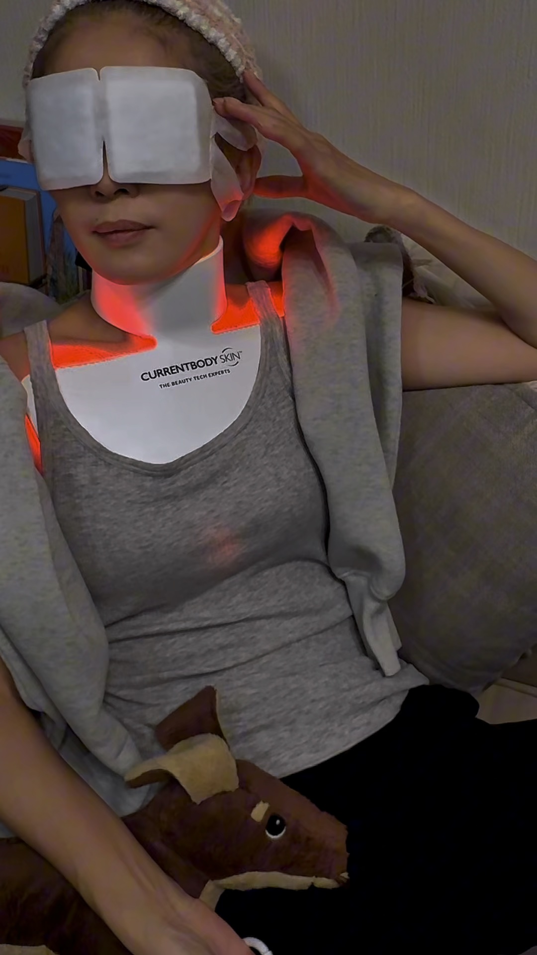 LEDネック＆デコルテマスク シリーズ2/CurrentBody/美顔器・マッサージを使ったクチコミ（1枚目）