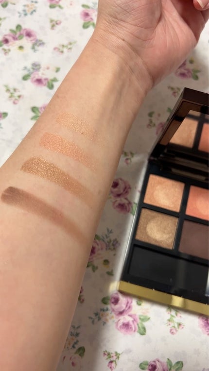 アイ カラー クォード C /TOM FORD BEAUTY/アイシャドウパレットを使ったクチコミ(2枚目)