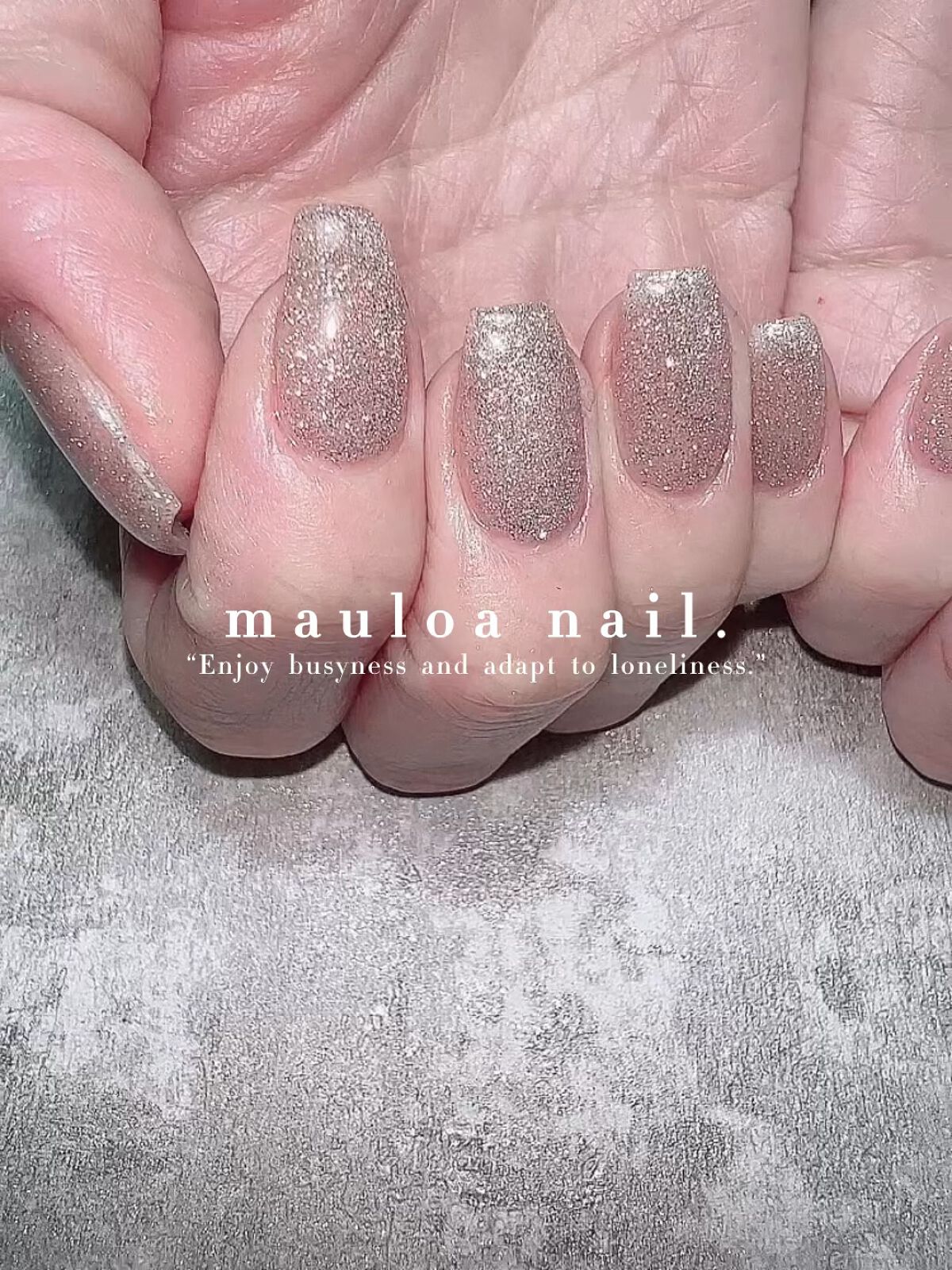 #ネイル,#冬ネイル,#アートネイル,#海ネイル,#ミラーアートネイル,#ニュアンスネイル,#くすみカラーネイル,#サマーネイル,#ジュエリーネイル,#ミラーネイル,#牛柄ネイル,#スタッズネイル,#太陽ネイル,#天王寺ネイル,#シンプルネイル,#タイル柄ネイル,#cow柄ネイルのネイルデザイン