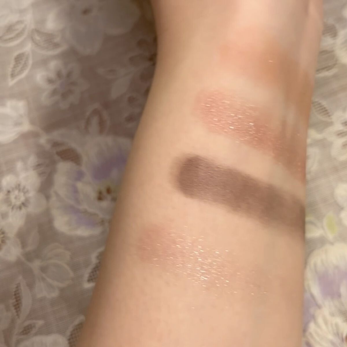 シェード＆シャドー/BBIA/単色アイシャドウの動画クチコミ5つ目