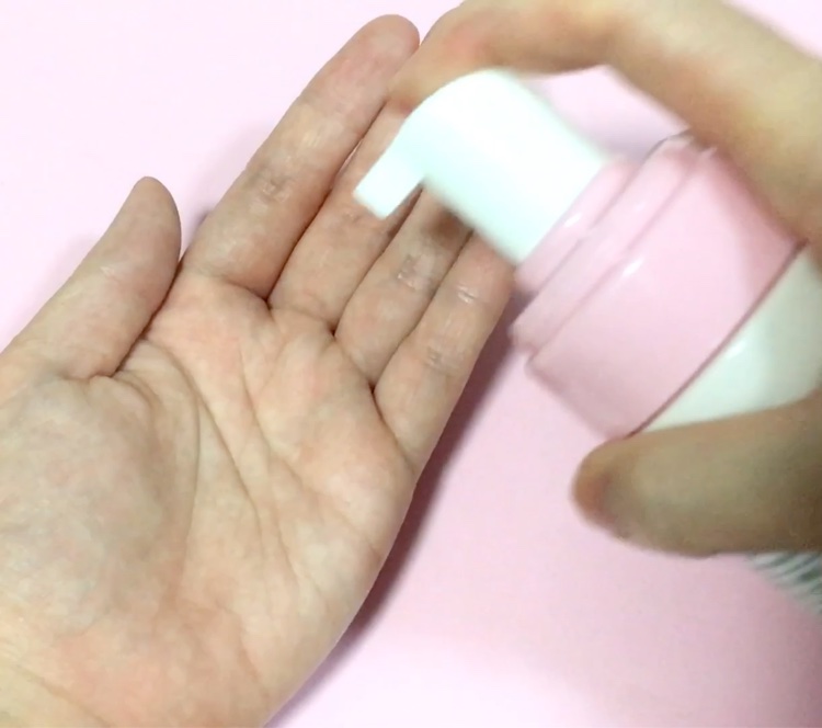 マイルドフェミニンフォーミングウォッシュ/Derma:B/デリケートゾーンケアを使ったクチコミ（3枚目）