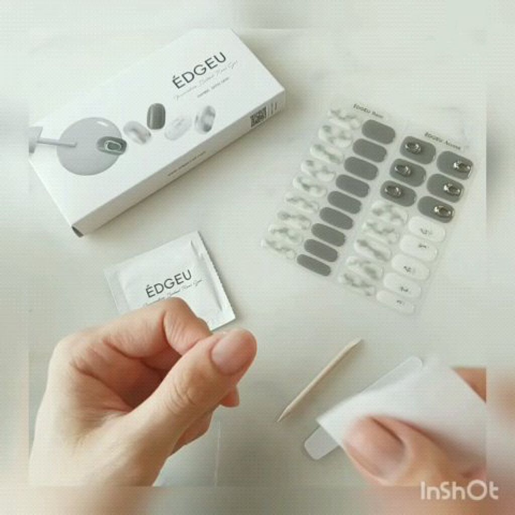 貼って固めるジェルネイル（Nail）/EDGEU/ネイルシールの動画クチコミ2つ目