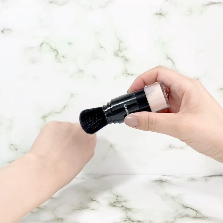 オリジナル ミネラルベール UVパウダー (SPF25・PA++)/bareMinerals/ルースパウダーの動画クチコミ1つ目