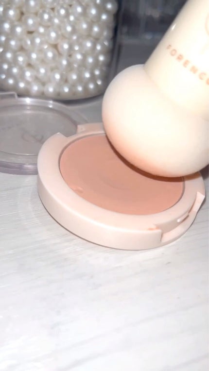 フォレンコス ベアブラッシャー パフ付きのクチコミ「赤ちゃんほっぺになれるおすすめチーク👶🏻💕
使用したのは
フォレンコス ベアブラッシャー.....」(3枚目)