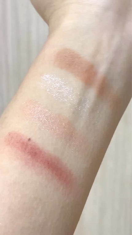 ルナ ライツ アイシャドウ クォード【LUNAR NEW YEAR COLLECTION】/BOBBI BROWN/アイシャドウパレットの動画クチコミ4つ目