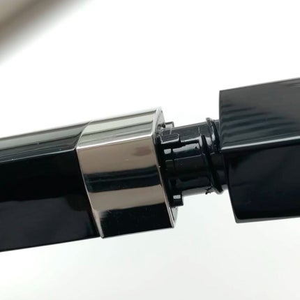 CHANEL ディマンシオン ドゥ シャネルのクチコミ「\3本リピートしたけれど…/
CHANEL
ディマンシオン ドゥ シャネル
10ヌワール
.....」(2枚目)